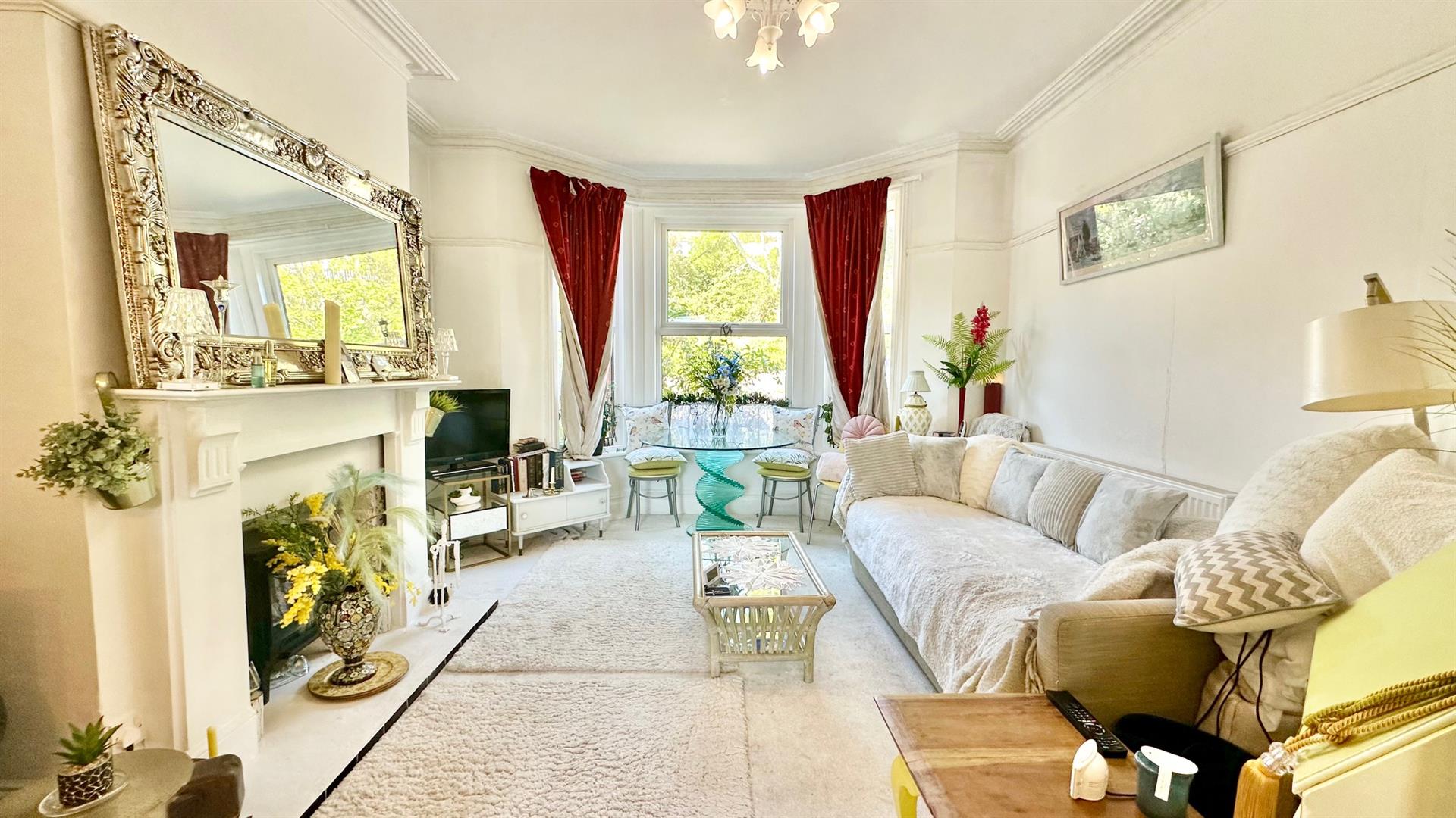 3 bed property in Old London Road, Hastings